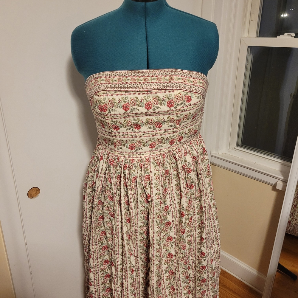 Max Studio Strapless Dress with Pink Floral Pattern